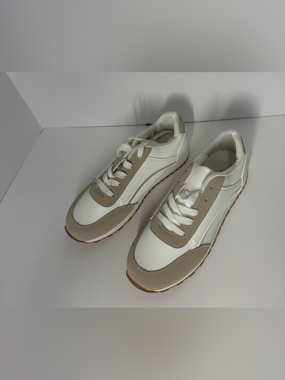NWOT Women's Colorblock Low Top Lace-up Casual Sneakers UK 39 US 8